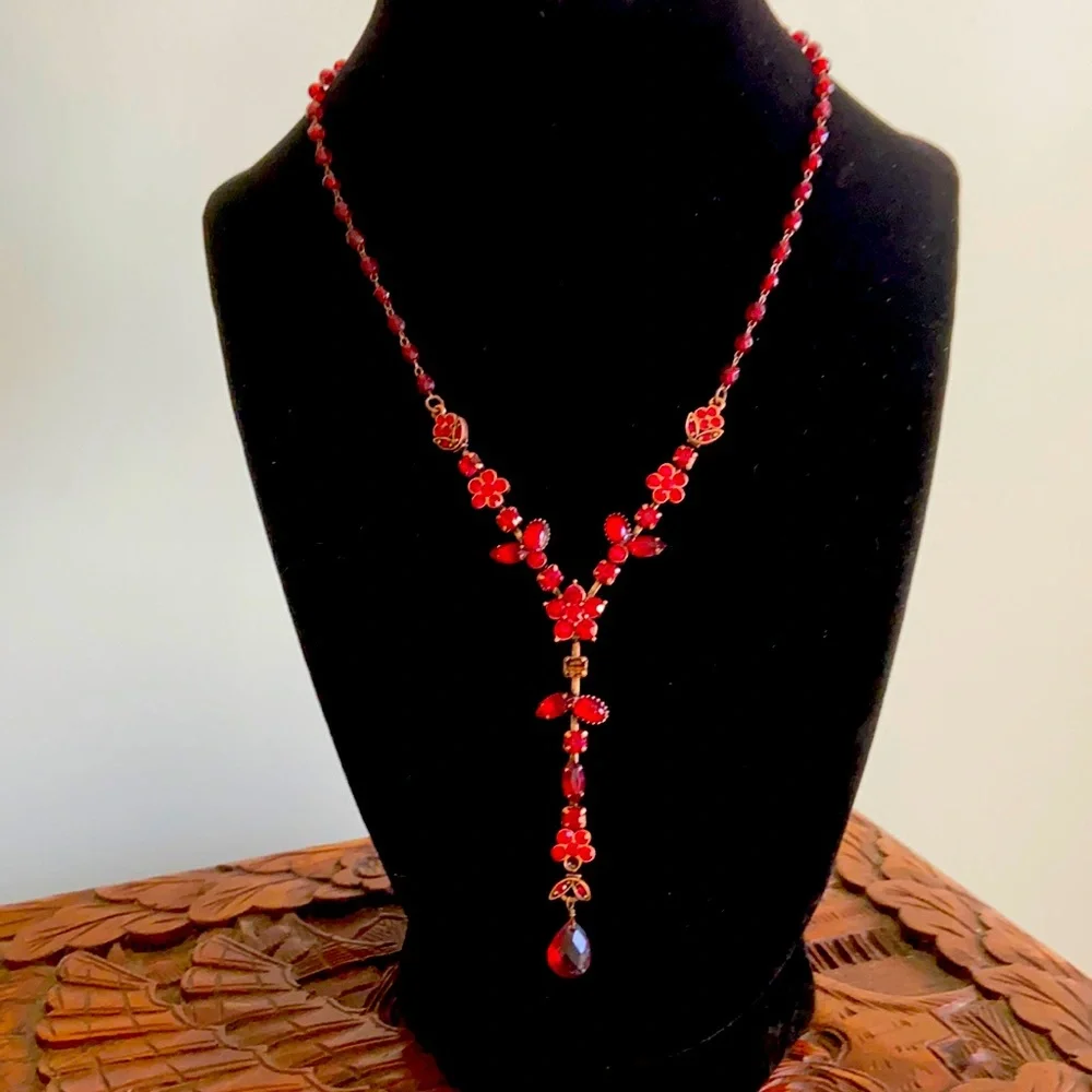 Art Deco Red Beaded Drop Necklace